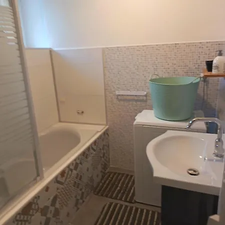 Сasa de vacaciones Maison En Pierre Et Terre